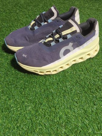 On Cloud Running Shoes