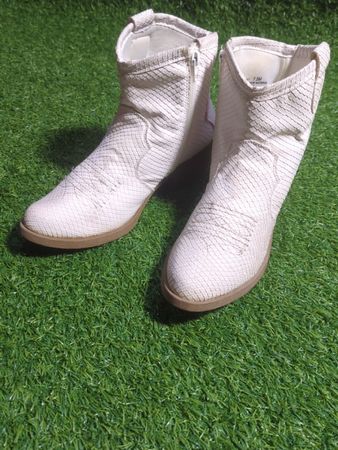 Onitsuka White Boots