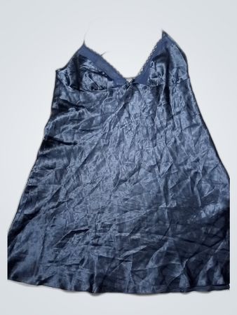 Figura Lingerie Chemise