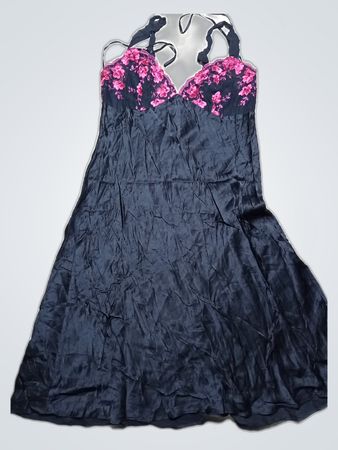 Reger Nightgown