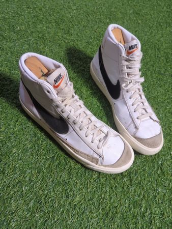 Baskets montantes Nike Air Force 1 blanches