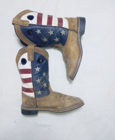 Smoky Cowboy Boots with American Flag Design