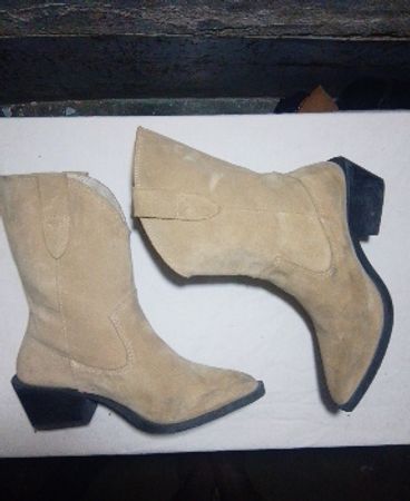DIANCO Beige Suede Cowboy Boots