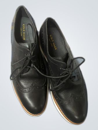 Cole Haan Chaussures de ville en cuir noir