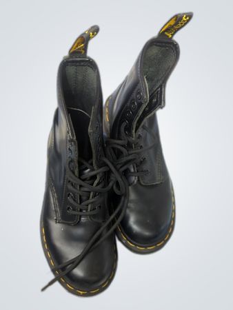 Bottes en cuir noires Dr. Martens