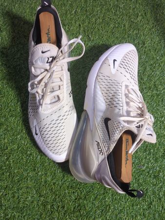 Nike Air Max 270