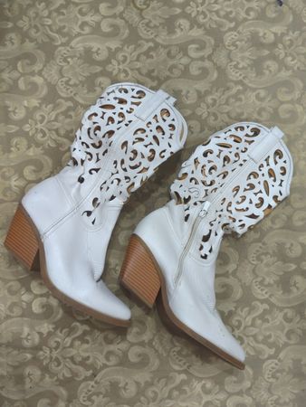 White Leather Cowboy Boots