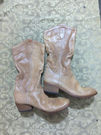 Tan Leather Cowboy Boots