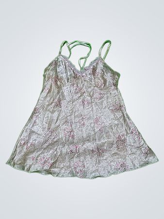 Women's Spaghetti Strap Heart Pattern Nightgown