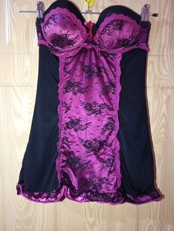 Black and pink lace trim babydoll negligee