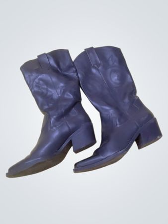Black Cowboy Boots