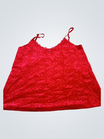Rote Damen-Top mit Schleifenmuster