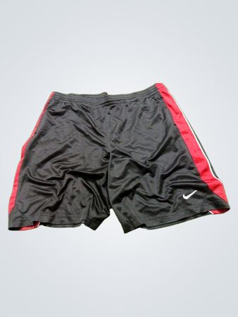 Nike Herren schwarze und rote Basketballshorts XXL