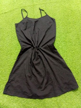 MCDCLOTH Schwarzes Trägerkleid (Spaghetti-Träger)