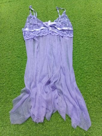 Lila Babydoll-Unterwäsche