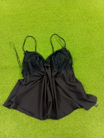 M&S Schwarzes Spitzencami-Top