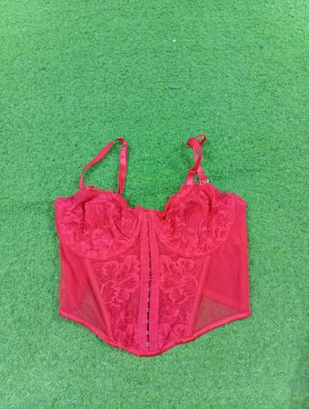 Rotes Korsett-Top