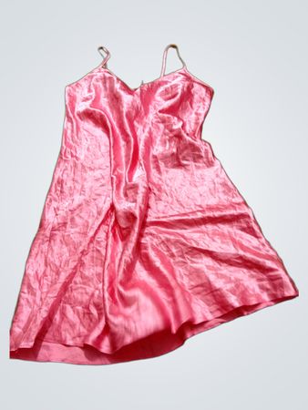 Secrets Pink Satin Slip Kleid