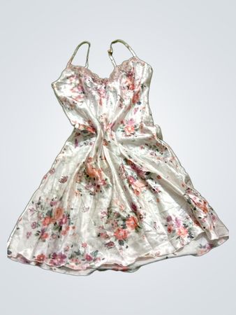 Presence Slipkleid mit Blumenmuster und Spitzenbesatz