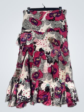 Rock mit Blumenmuster und Rüschensaum