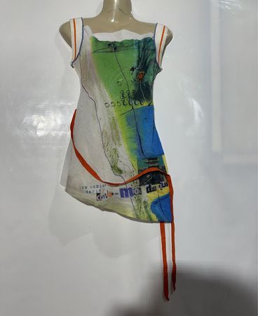 Cop. Copine grafisch bedrucktes asymmetrisches Kleid