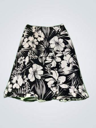 Only Women's Black and White Floral Skirt