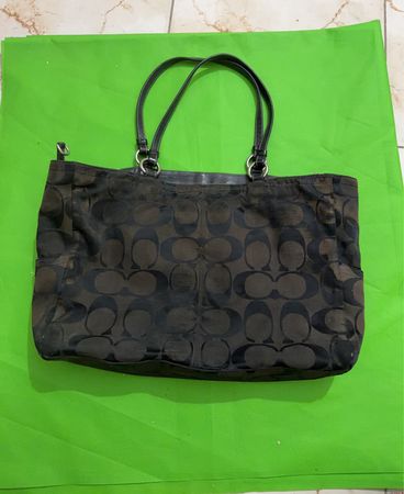 Coach Signature Canvas Tote Bag