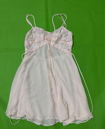 White Lace Chemise