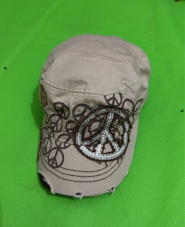 Daizy Chainz Peace Sign Baseball Cap