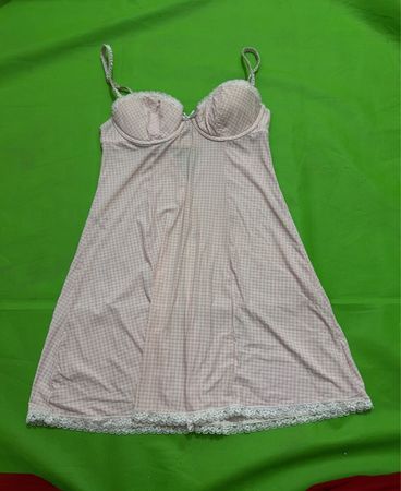 Rosa Karo Babydoll mit Spitzenbesatz