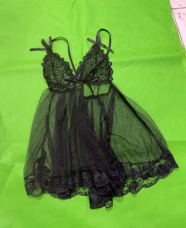 Schwarzes Spitzen-Babydoll-Lingerie