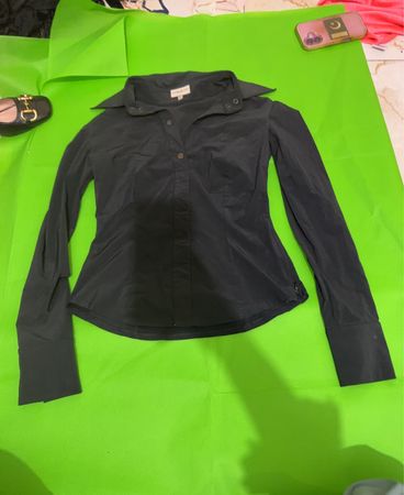 Karen Millen Schwarzes Knopfhemd