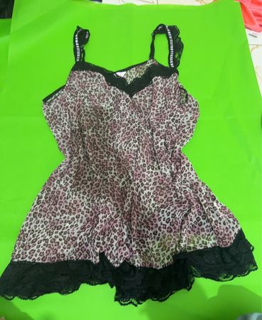 Samtig Leopardenmuster Cami mit schwarzem Spitzenbesatz