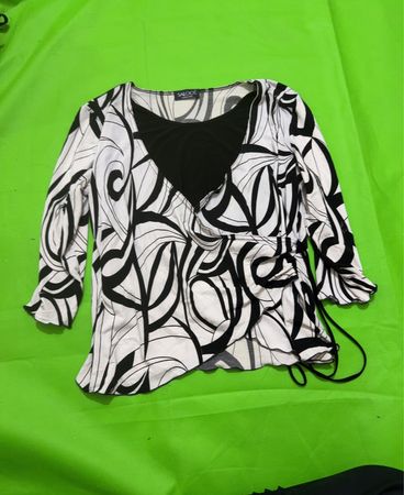 SALOO'S COLLECTION Top mit Schwarz-Weiß-Wirbelmuster