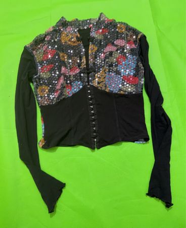 Langarmoberteil mit Pailletten und Blumenmuster