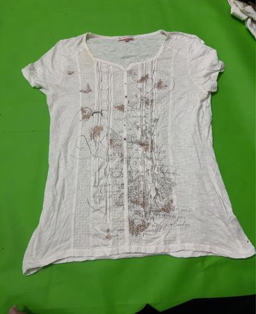 Kalisson White Embroidered T-Shirt