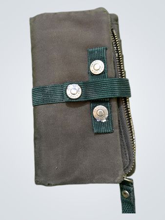 George Gina & Lucy Wallet