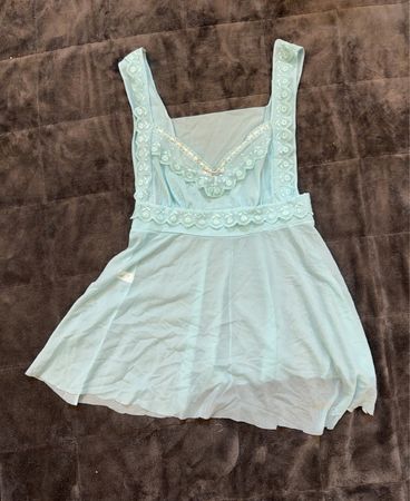 Hellblaues Spitzenbesatz-Babydoll