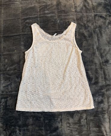 Weißes Spitzen-Trägershirt