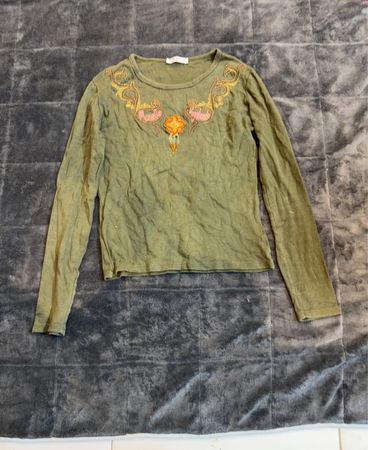 MONTELLA VAGABONDA Embroidered Long Sleeve Top