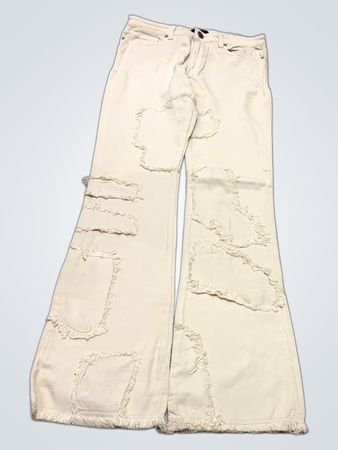 Nova Men Creme Überarbeitete Flared Jeans