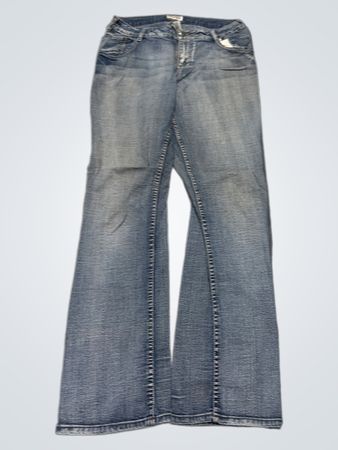 Mudd ausgestellte Jeans