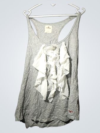 Camiseta regata cinza com babados Hollister