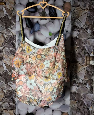 Camiseta de Alças com Estampa Floral Morgan