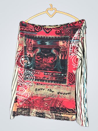 Salve a Rainha! Blusa de Manga Longa com Estampa Gráfica