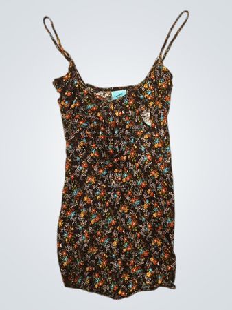 h.i.p. happening in the present Blumenmuster-Camisole