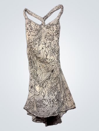 Speechless Damen Kleid mit Schwarz-Weißen Muster und Tüllsaum