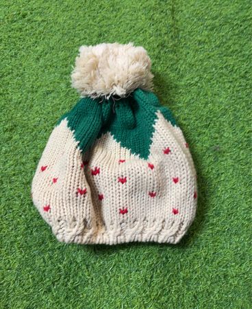 DooA Strawberry Knit Beanie