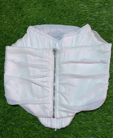 Gerafftes Mesh-Corsagen-Top mit Reißverschluss