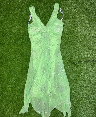 Tabu Grünes Strasskleid